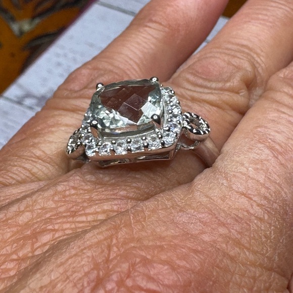 Simulated Prasiolite Ring in Sterling Silver (Size 10.0) 6.00 ctw - Picture 4 of 11